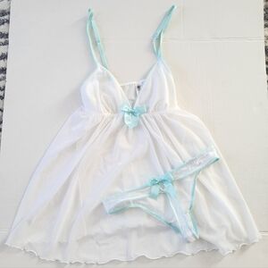 Gilligan & O'Malley Infimates Womens Size S Elegant White and Blue Lingerie Set